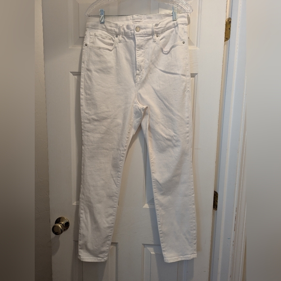 Good American Denim - Good American White Skinny High Rise Jeans Size 16 Never Worn